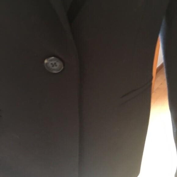 Vince Camuto new black blazer with lining - Picture 3 of 9